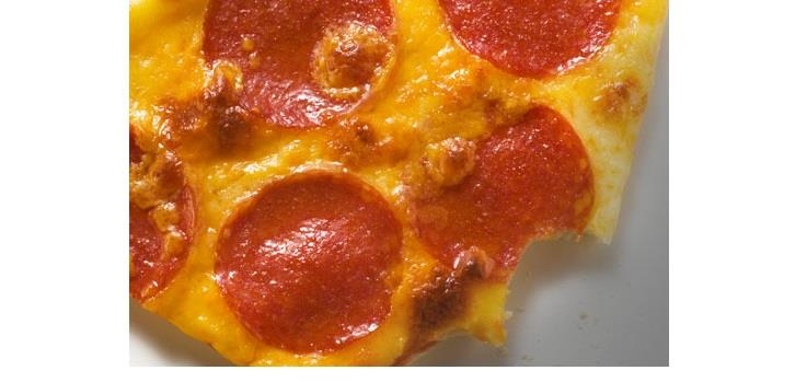 نوع الغذاء وتأثيره في الإصـابة بالمرض نوع الغذاء وتأثيره في الإصـابة بالمرض