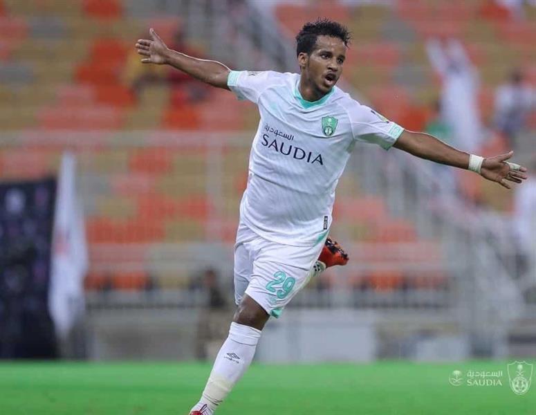 عبدالرحمن غريب لاعب الأهلي