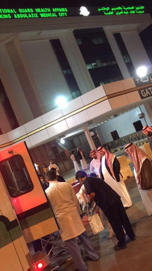 بالصور.. اللاعب محمد العنزي يصل إلى مستشفى الحرس بالرياض بالصور.. اللاعب محمد العنزي يصل إلى مستشفى الحرس بالرياض