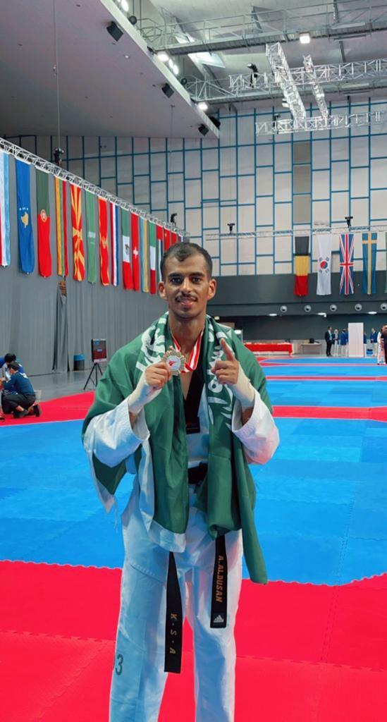 فهد السميح يحقق الميدالية الذهبية 