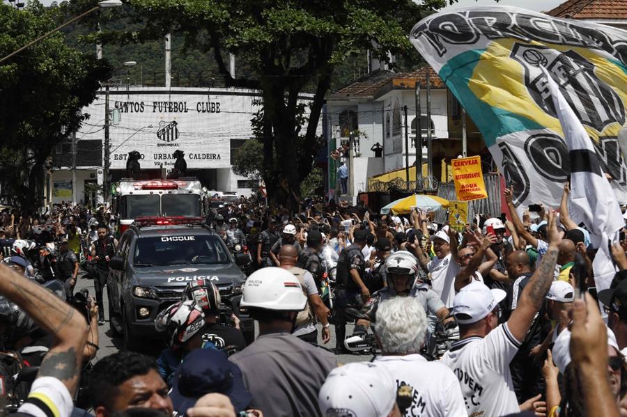 جنازة بيليه