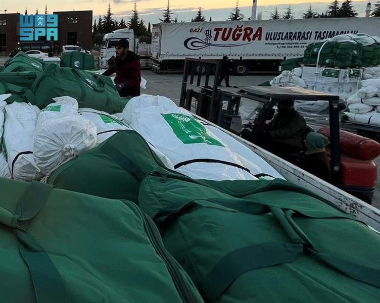 وصول طائرة الإغاثة السعودية السادسة إلى غازي عنتاب بتركيا