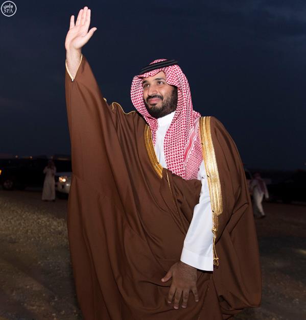 ولي العهد يغادر حفر الباطن متوجهاً إلى الرياض