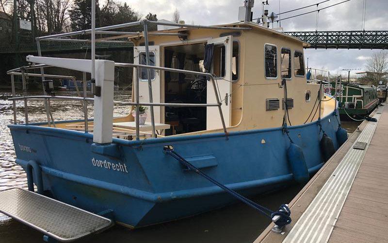 بالصور.. مجموعة من أغلى وأفخم المنازل العائمة في بريطانيا