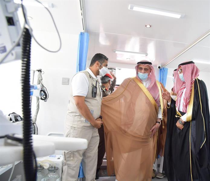 أمير جازان يدشن خدمة الإسعاف البحري بجزيرة فرسان