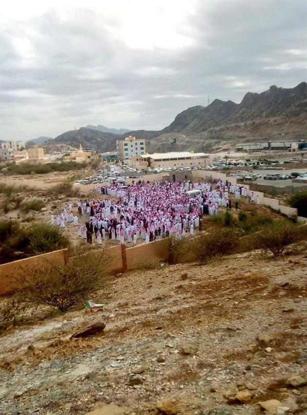 تشييع جثمان رجل الأمن الذي استشهد أثناء عملية ضبط مطلوب أمني بمحايل عسير