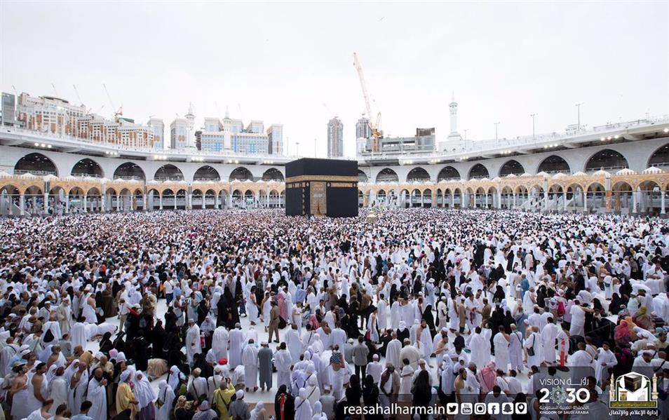 صور مهيبة للأجواء الإيمانية بالحرم المكي تلتقطها عدسات رئاسة شؤون الحرمين صور مهيبة للأجواء الإيمانية بالحرم المكي تلتقطها عدسات رئاسة شؤون الحرمين