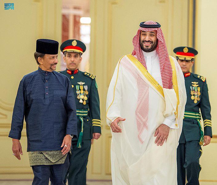 ولي العهد يبحث مع سلطان بروناي سبل تطوير التعاون ولي العهد يبحث مع سلطان بروناي سبل تطوير التعاون