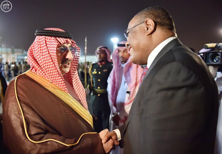 بالصور.. رئيس وزراء أثيوبيا يصل المملكة وولي العهد يقيم مأدبة عشاء له بالصور.. رئيس وزراء أثيوبيا يصل المملكة وولي العهد يقيم مأدبة عشاء له