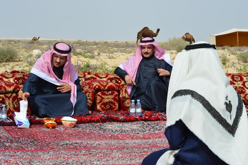 امير الرياض في زيارة سعود الدويش