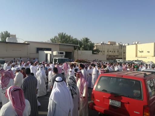 تشيع جثمان باقر