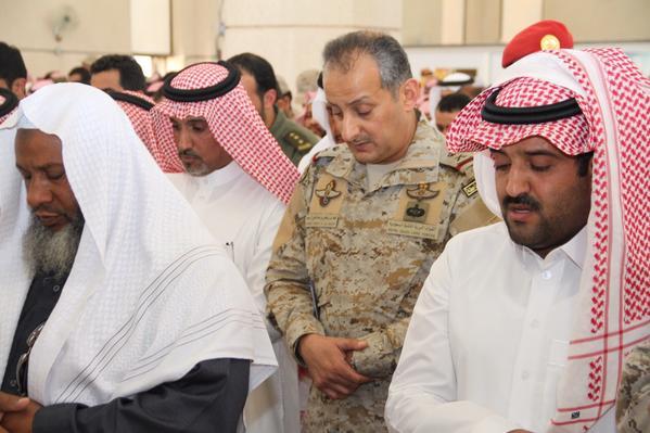 الصلاة علي شعيد الواجب