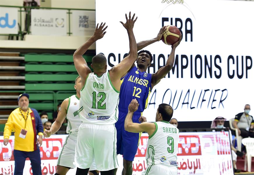 النصر يُهزم في أولى مبارياته ببطولة الأندية الخليجية لكرة السلة (صور)