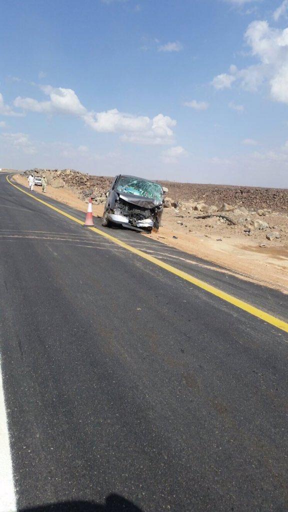وفاة معلم وإصابة معلمتين في حادث مروري بالحائط (صور)