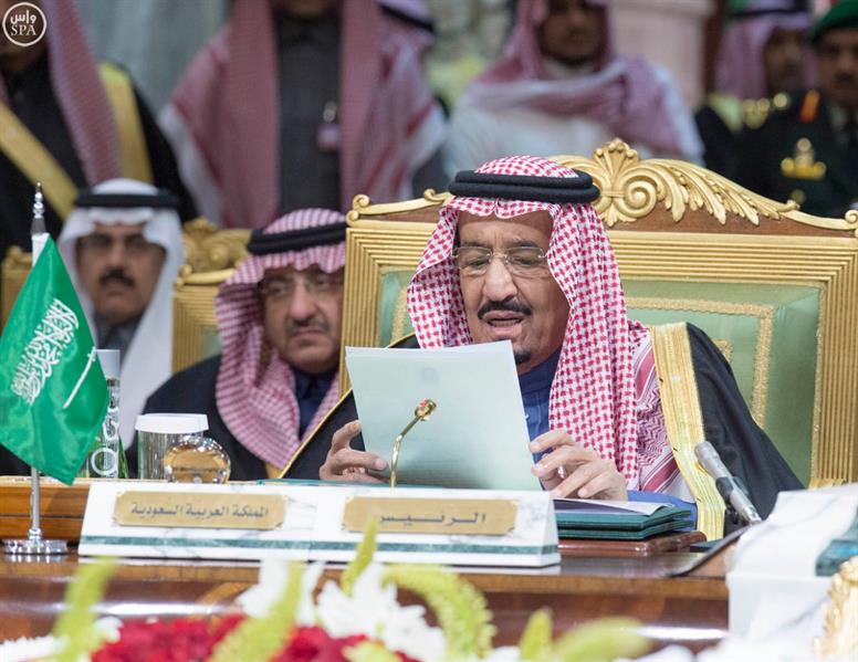 خادم الحرمين في افتتاح القمة الخليجية: مواطنونا يتطلعون لإنجازات تمس حياتهم وترقى لمستوى طموحاتهم (فيديو) خادم الحرمين في افتتاح القمة الخليجية: مواطنونا يتطلعون لإنجازات تمس حياتهم وترقى لمستوى طموحاتهم (فيديو)