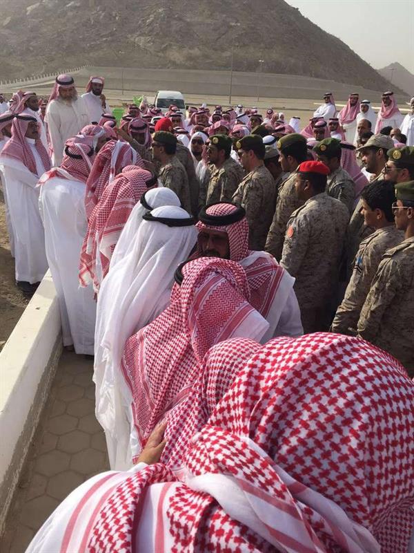 تشييع جثمان أول شهيد بـ