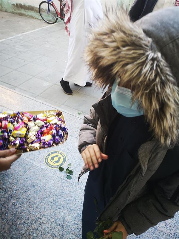 المدارس تستقبل طلاب الابتدائية ورياض الأطفال المدارس تستقبل طلاب الابتدائية ورياض الأطفال