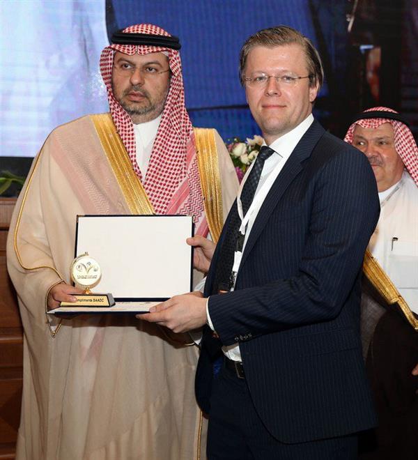 الامير عبدالله بن مساعد و وفد الوكالة الدولية لمكافحة المنشطات