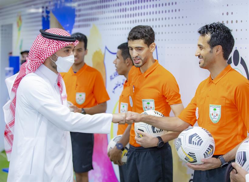 وزير الرياضة يتوّج 