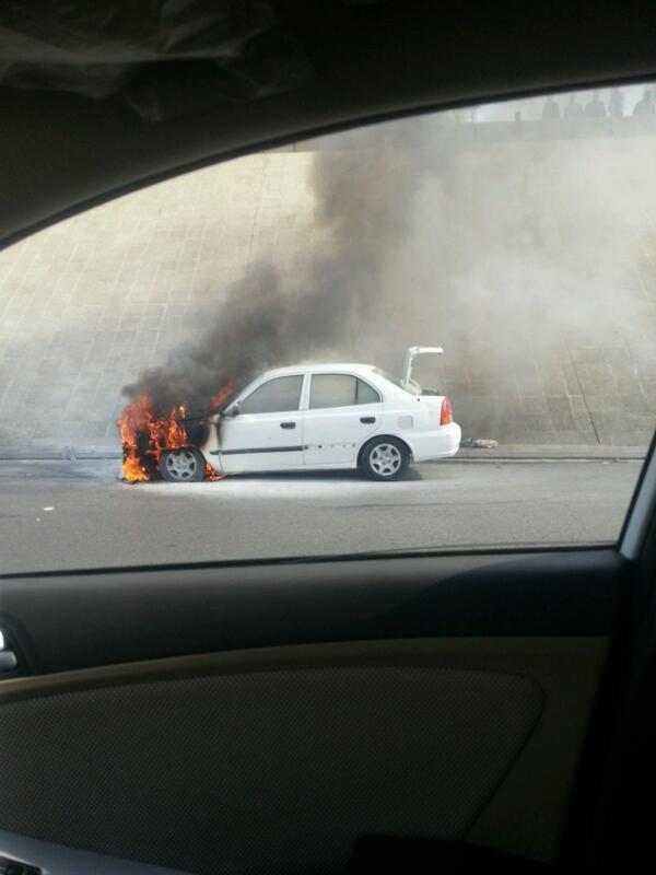 حريق سيارة على طريق الملك فهد