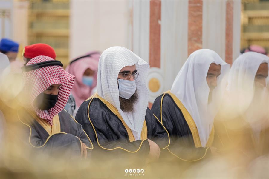 صلاة الاستسقاء في الحرمين الشريفين