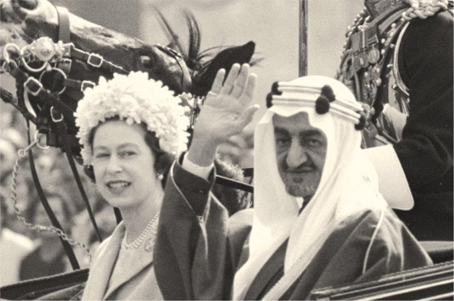 لقاءات جمعت الملكة الراحلة إليزابيث بملوك السعودية 
