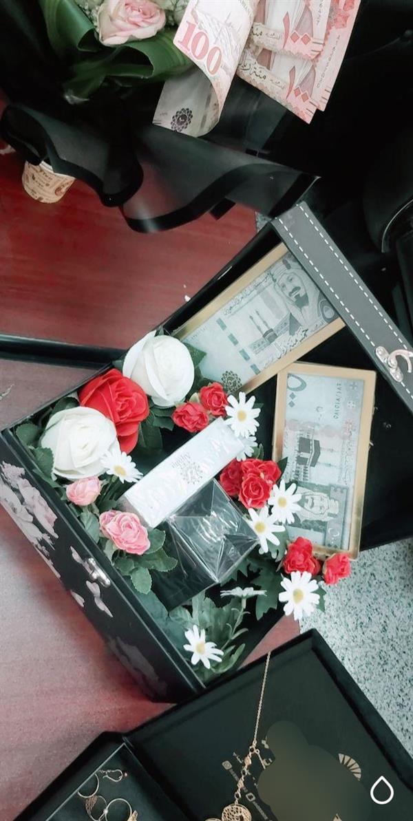 تكريم ممرضه هنديه