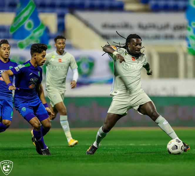 مباراة الهلال والفتح