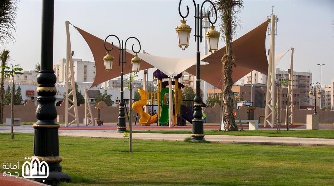 أمين جدة يفتتح حديقة الواحة النسائية جنوب جدة
