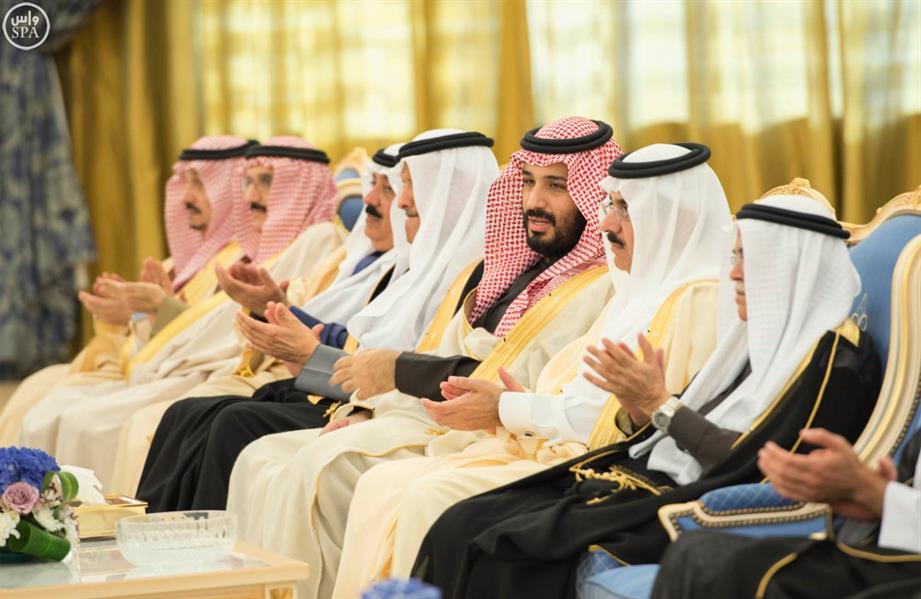 بالصور.. خادم الحرمين يقلد الرئيس المكسيكي قلادة الملك عبدالعزيز ويتقلد وسام 