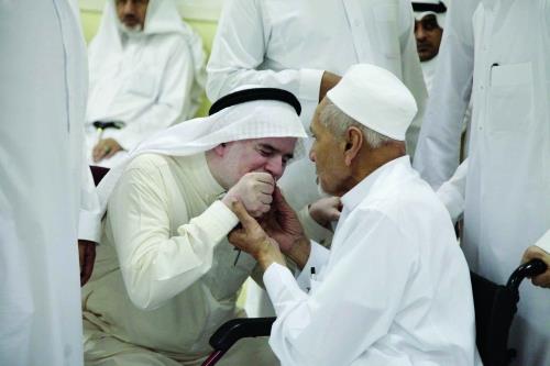 مكة تشيع مداح النبي