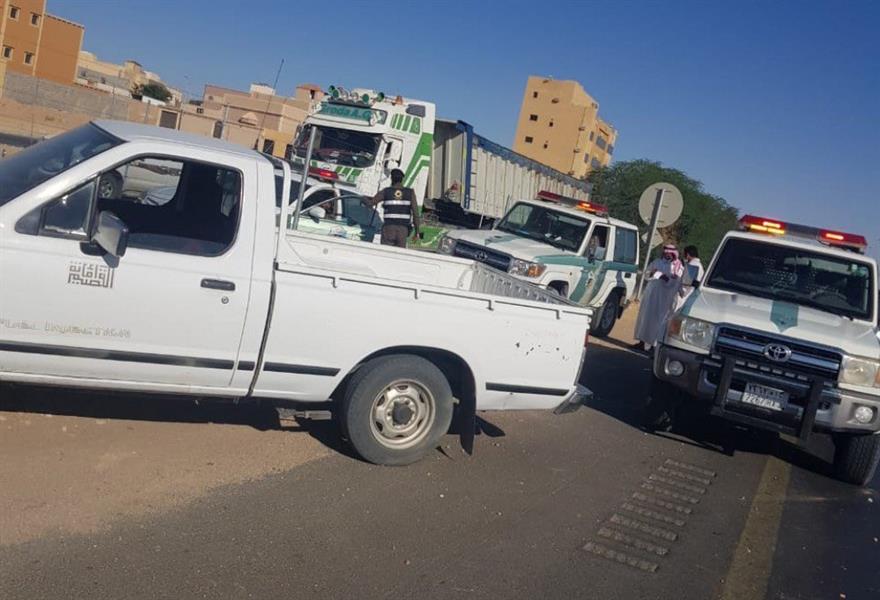 السيطرة على ثور هائج سبب في حالة من الذعر والفزع في شوارع ببريدة