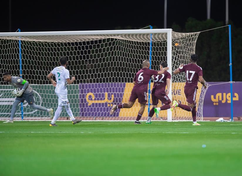 الفيصلي يتعثر أمام نجران ويؤكد صعود الأهلي لدوري روشن 