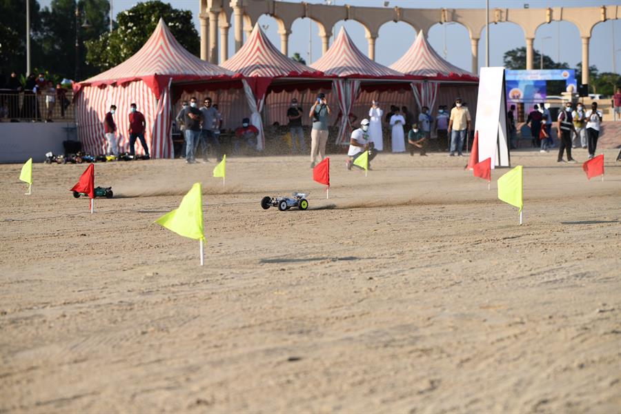 لقطات من فعاليات بطولة الجبيل للسيارات اللاسلكية.. وتتويج الفائزين