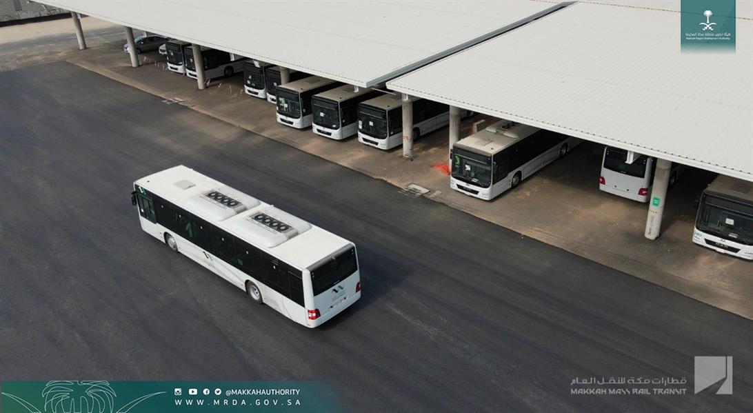 بدء الاختبارات التجريبية التشغيلية لحافلات النقل العام بمكة عبر المسار السابع