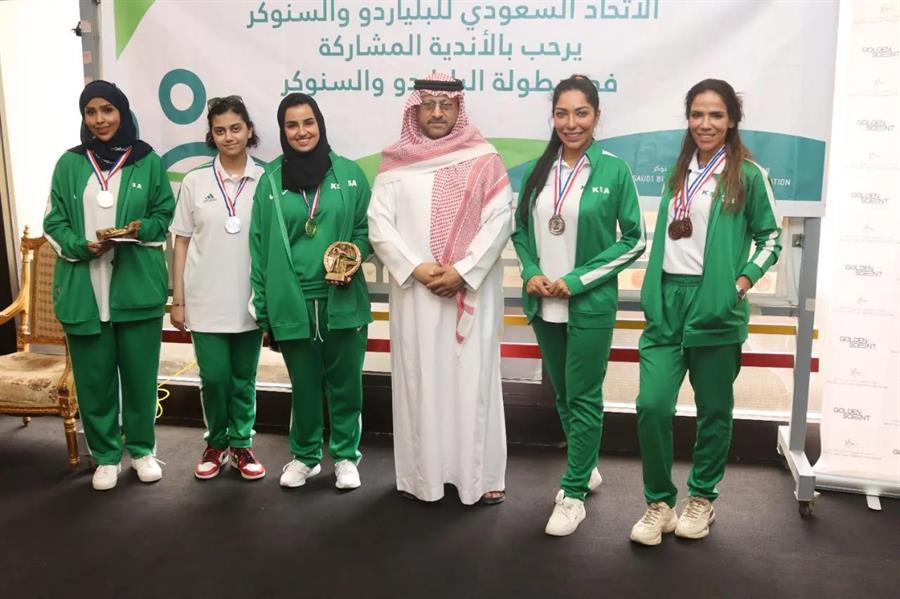 لاعبات الممكلة في البلياردو والسنوكر لاعبات الممكلة في البلياردو والسنوكر