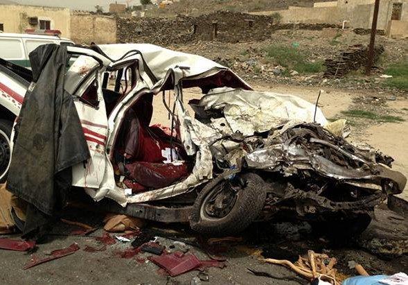 آثار الحادث على الهايلوكس