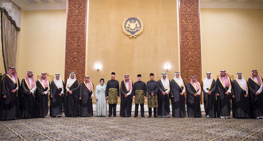 بالصور.. خادم الحرمين يُشرّف حفل عشاء ملك ماليزيا ويؤكد على وقوف المملكة وراء القضايا الإسلامية