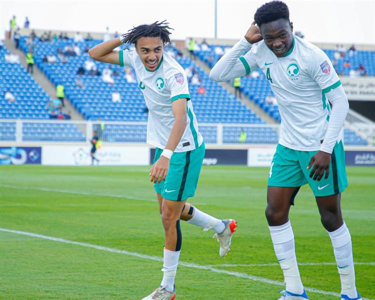 الأخضر تحت 20