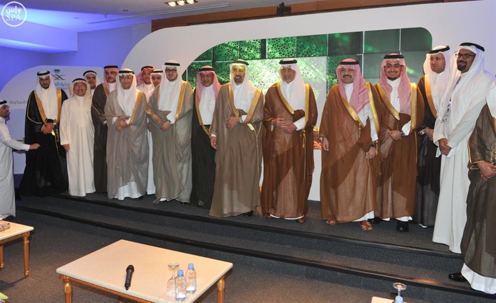 أمير منطقة مكة المكرمة يدشن عددًا من المشاريع الصحية بمحافظة جدة