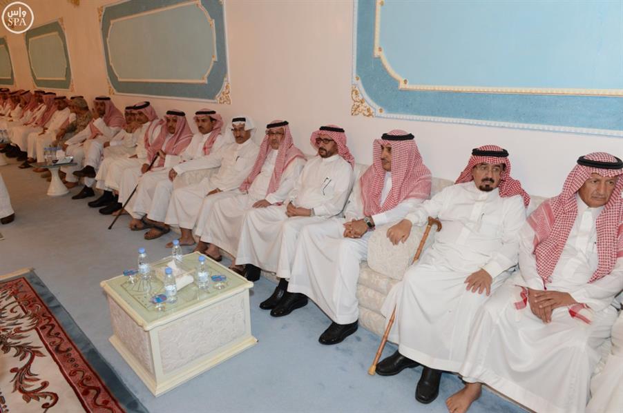 أمير عسير يعزي أسرة آل أبو ملحة في وفاة اللواء متقاعد سعيد بن محمد أبو ملحة