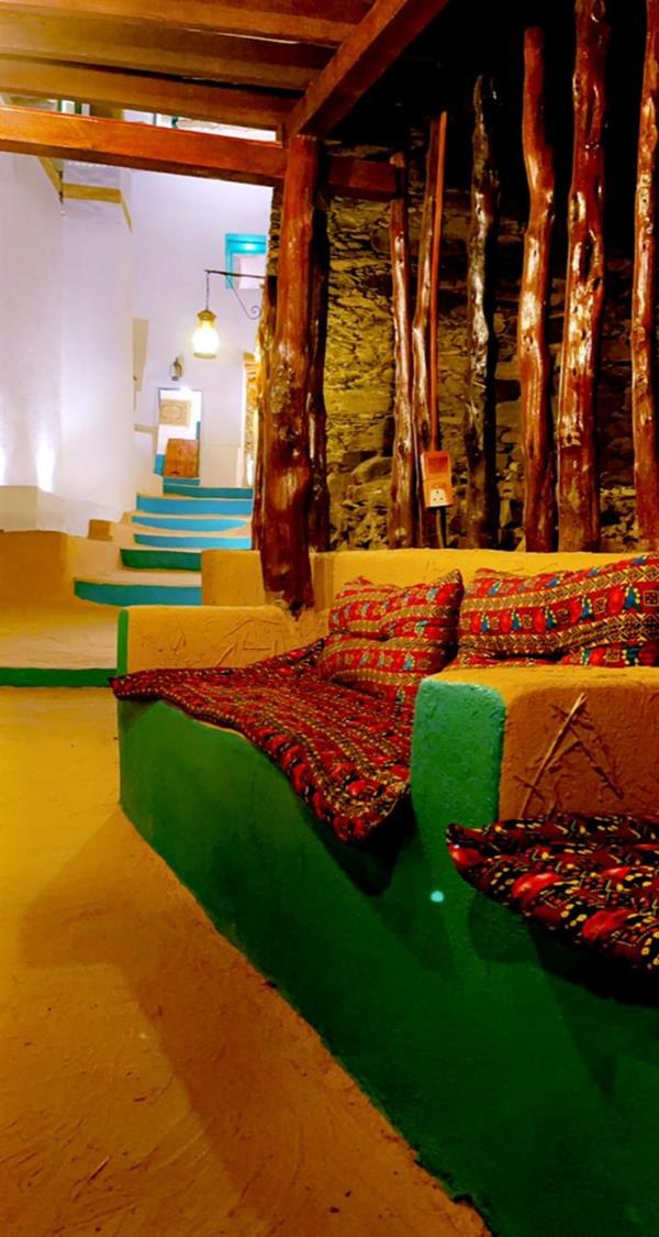 مواطن يتكفل بترميم أحد قصور الدولة السعودية الأولى على نفقته (صور) 