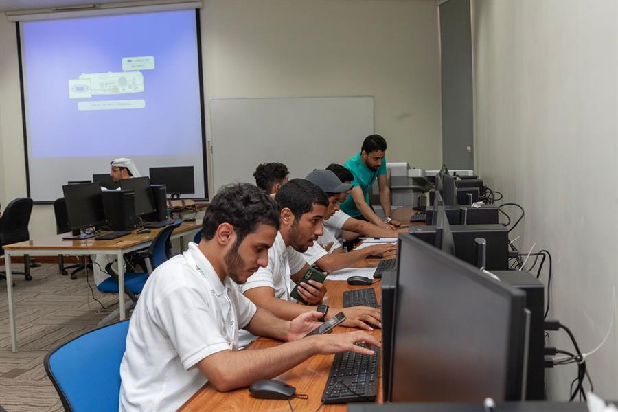 انطلاق المعسكر العلمي لأيتام المملكة بمسارات علمية وإثرائية وترفيهية بالشرقية