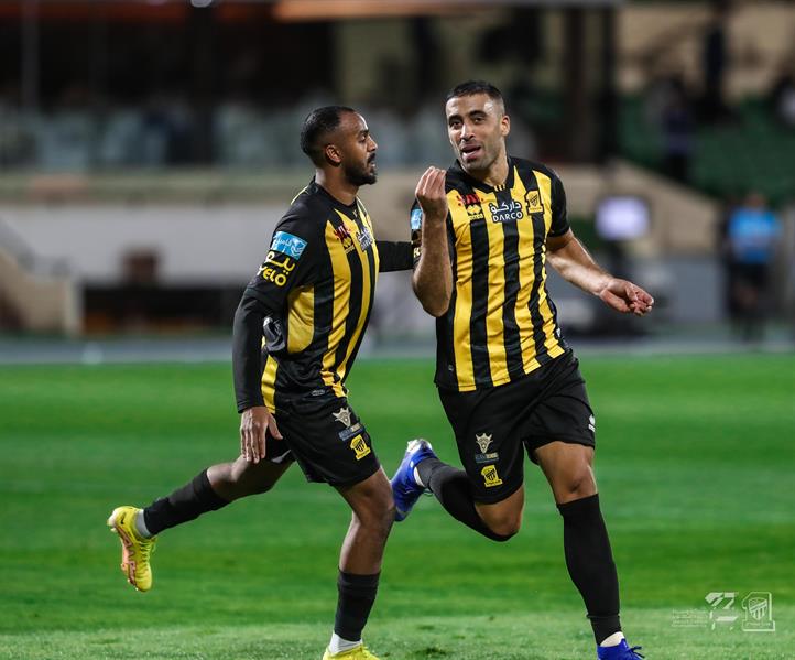 لاعبو الاتحاد