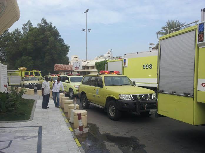 حريق يُخلي 20 مريضاً بمستشفى الملك فهد