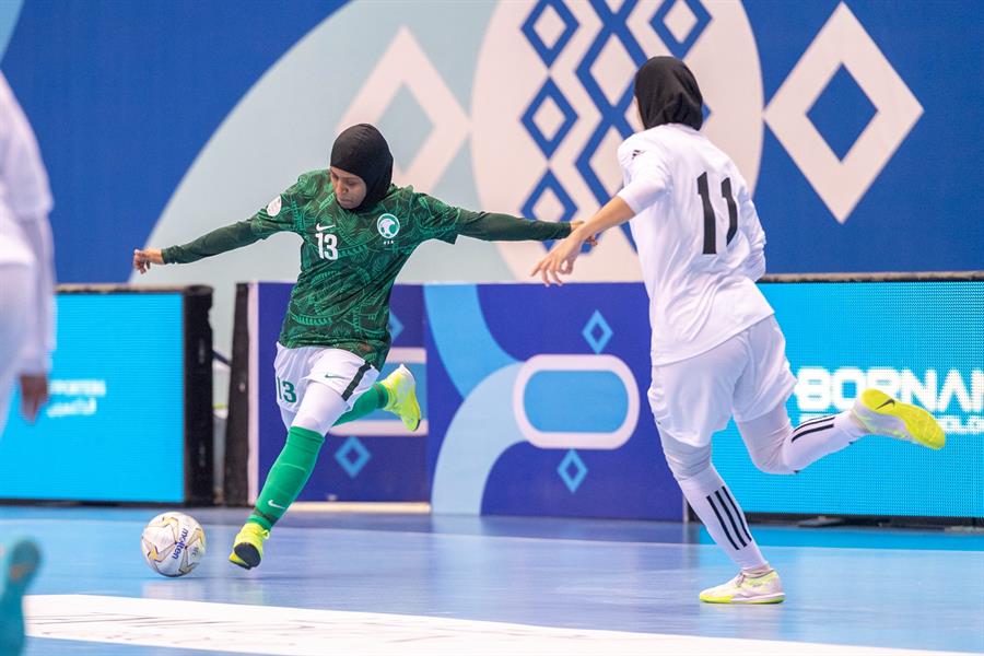أخضر السيدات لكرة الصالات يفوز ببرونزية دورة الألعاب الخليجية 