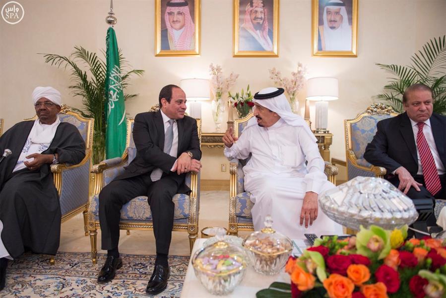 خادم الحرمين يستقبل قادة الدول المشاركة في تمرين رعد الشمال