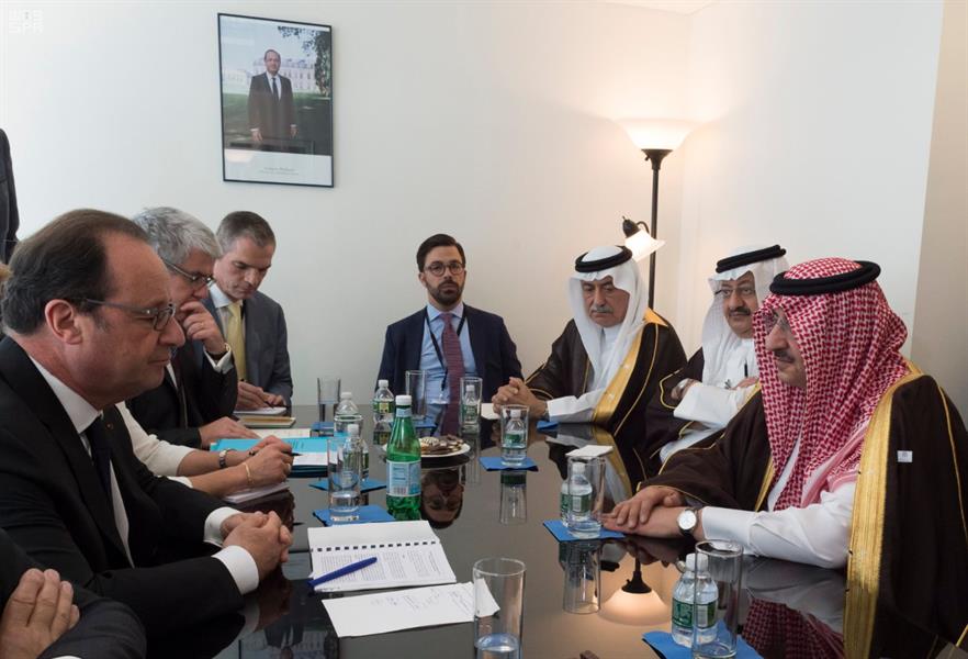 ولي العهد يلتقي الرئيس الفرنسي