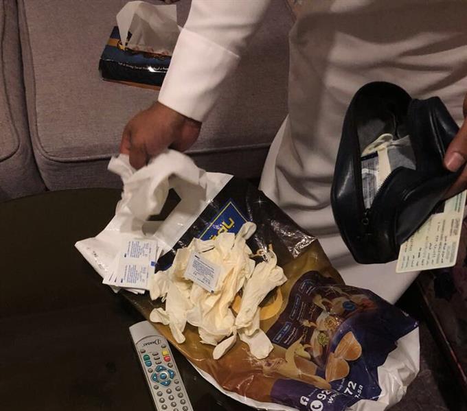 صور.. الإطاحة بوافد يمارس الحجامة بدون ترخيص في مدينة الرياض