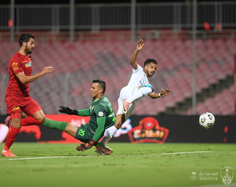 مباراة الأهلي وضمك مباراة الأهلي وضمك